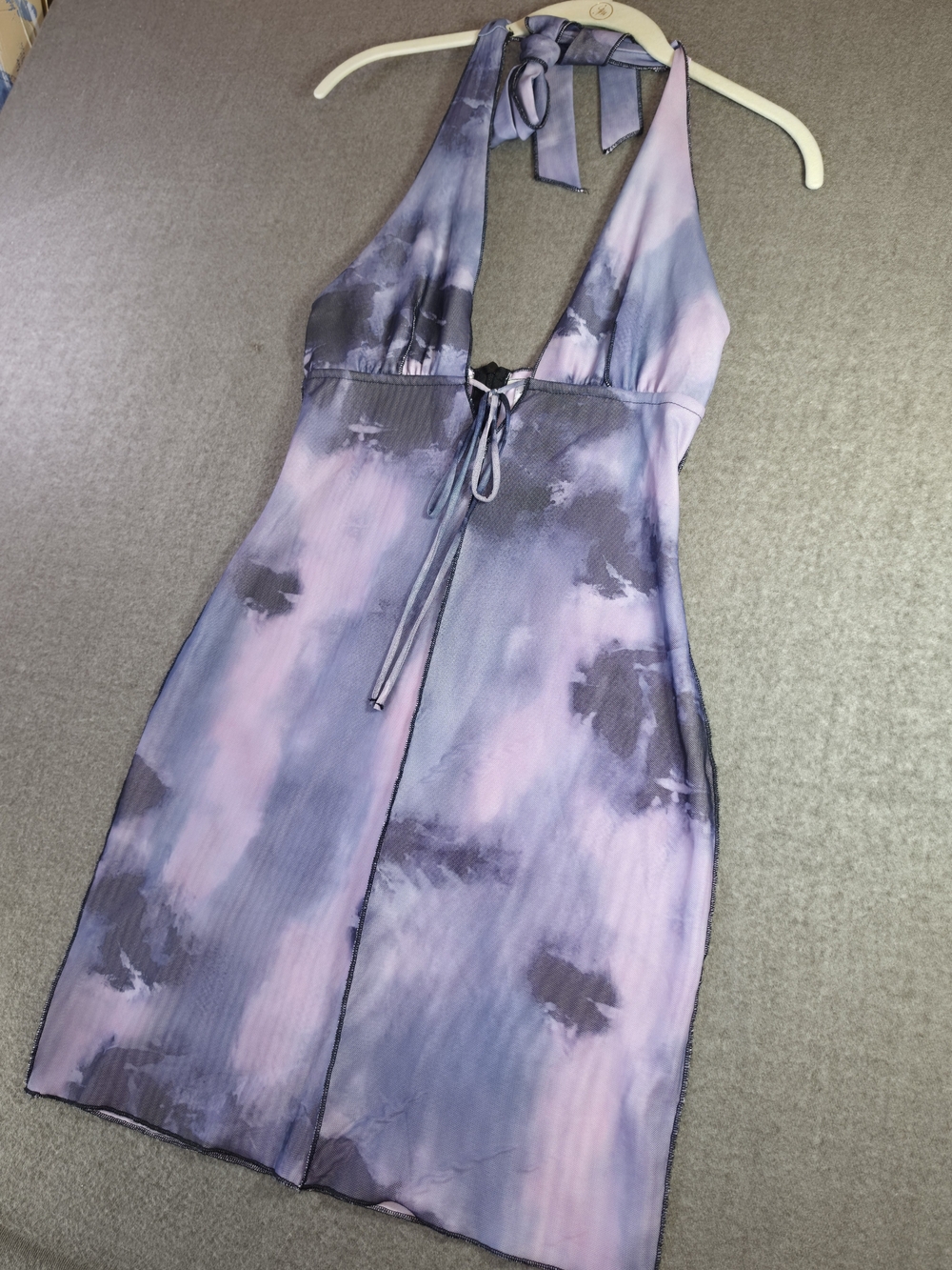 ThatsSoFetch Tye Dye Lavender Halter Mini Dress V-Neck Size 4